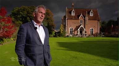 Der Thriller-Autor Robert Harris